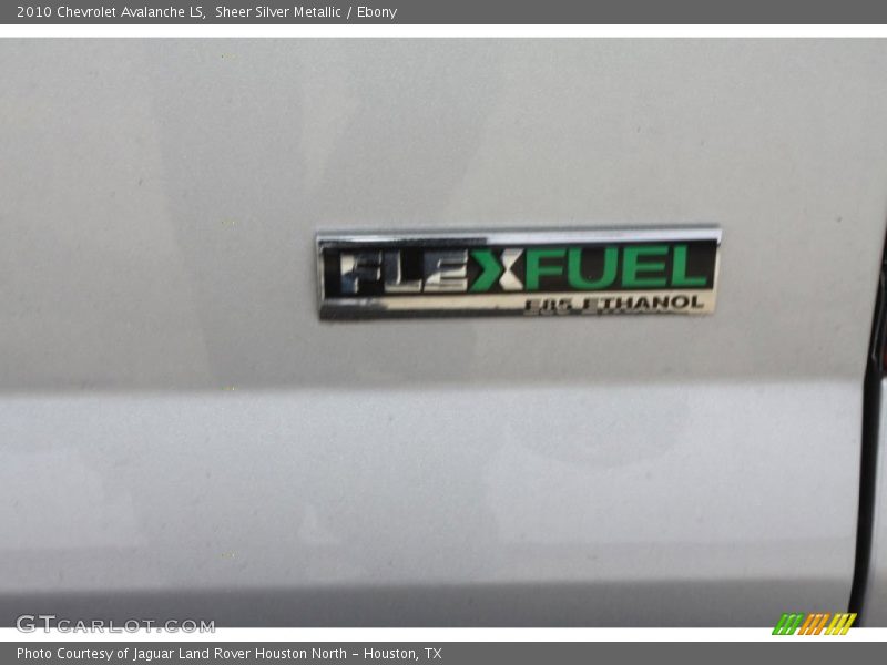 Sheer Silver Metallic / Ebony 2010 Chevrolet Avalanche LS
