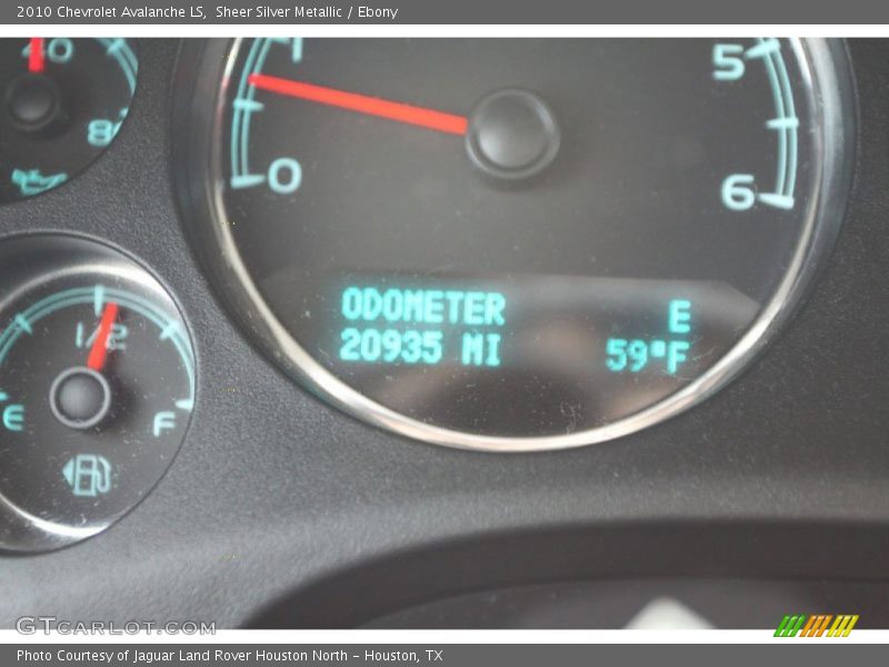 Sheer Silver Metallic / Ebony 2010 Chevrolet Avalanche LS