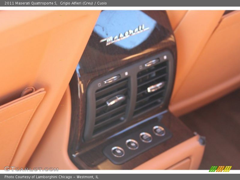 Grigio Alfieri (Grey) / Cuoio 2011 Maserati Quattroporte S