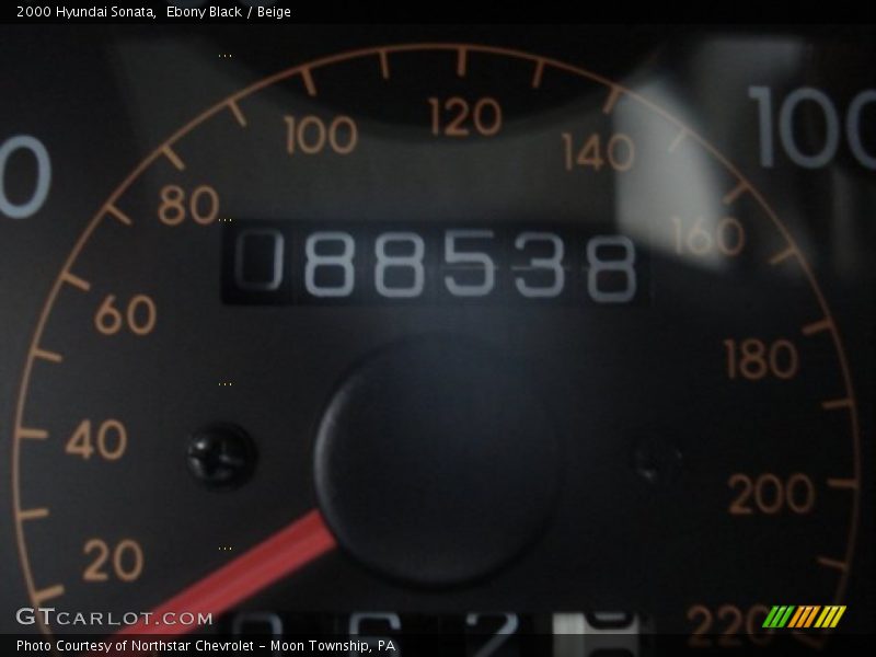 Ebony Black / Beige 2000 Hyundai Sonata