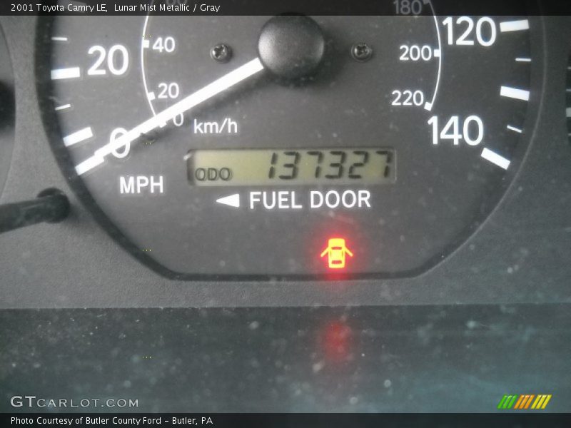 Lunar Mist Metallic / Gray 2001 Toyota Camry LE