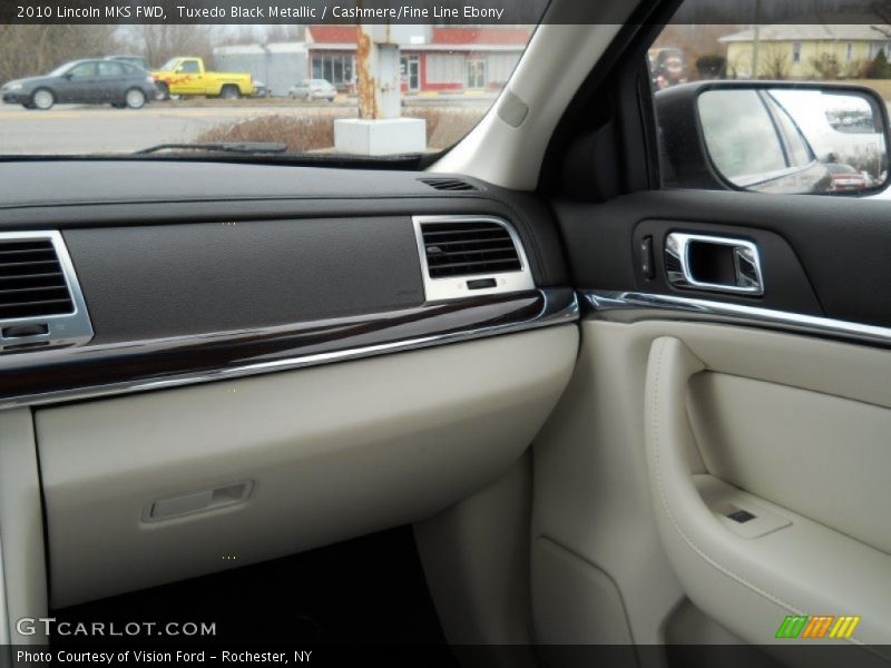 Tuxedo Black Metallic / Cashmere/Fine Line Ebony 2010 Lincoln MKS FWD