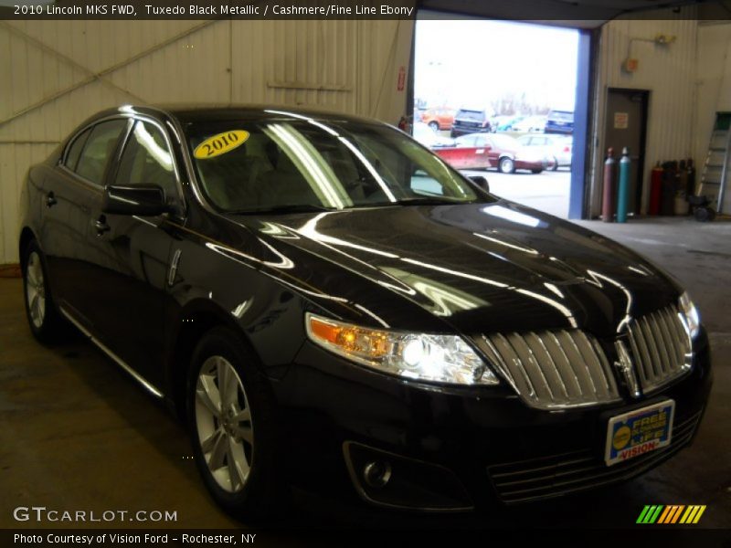 Tuxedo Black Metallic / Cashmere/Fine Line Ebony 2010 Lincoln MKS FWD