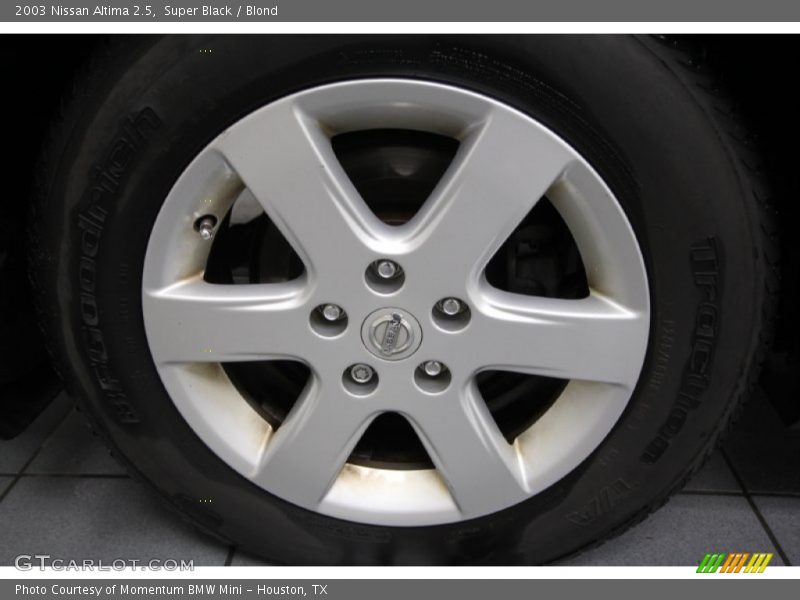 Super Black / Blond 2003 Nissan Altima 2.5