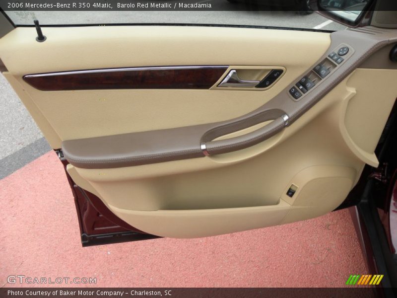 Barolo Red Metallic / Macadamia 2006 Mercedes-Benz R 350 4Matic