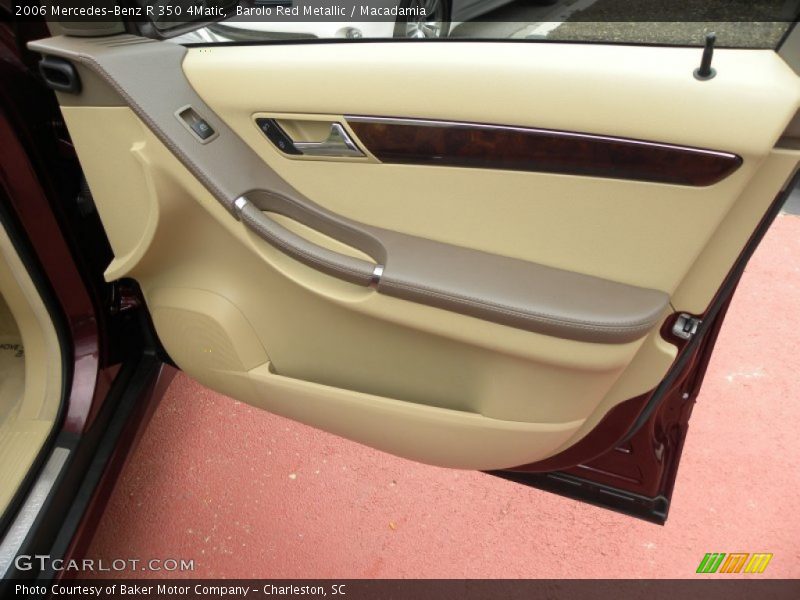 Barolo Red Metallic / Macadamia 2006 Mercedes-Benz R 350 4Matic