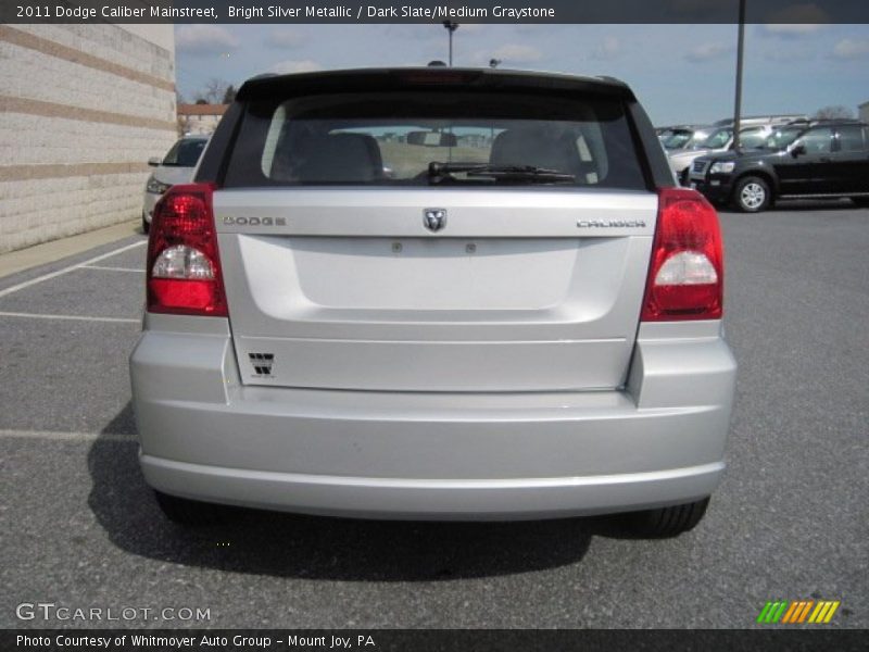 Bright Silver Metallic / Dark Slate/Medium Graystone 2011 Dodge Caliber Mainstreet