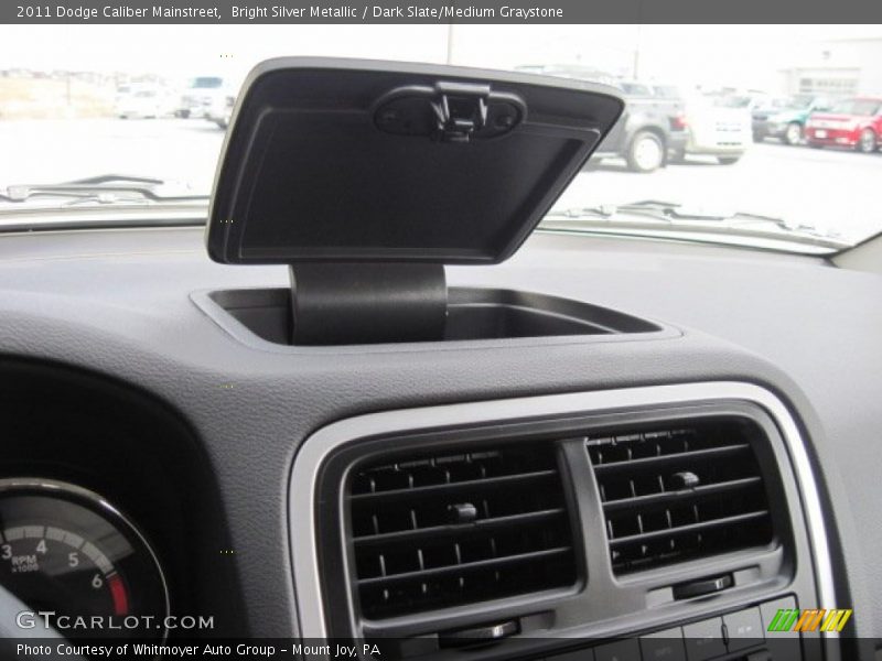 Bright Silver Metallic / Dark Slate/Medium Graystone 2011 Dodge Caliber Mainstreet