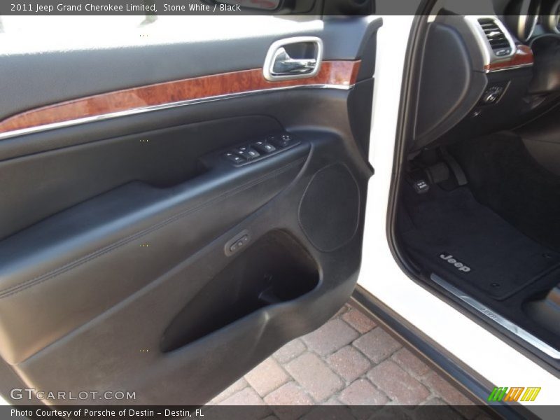 Stone White / Black 2011 Jeep Grand Cherokee Limited