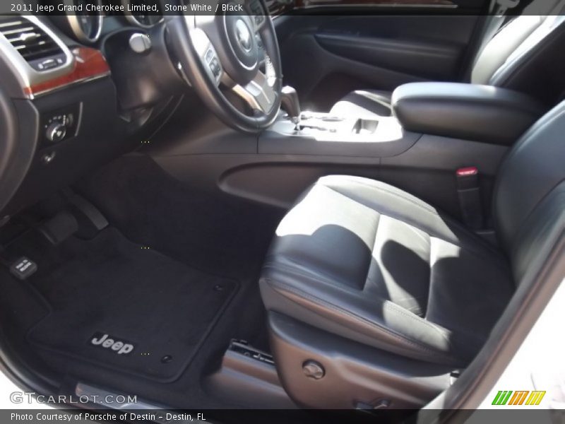 Stone White / Black 2011 Jeep Grand Cherokee Limited