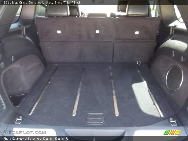 Stone White / Black 2011 Jeep Grand Cherokee Limited