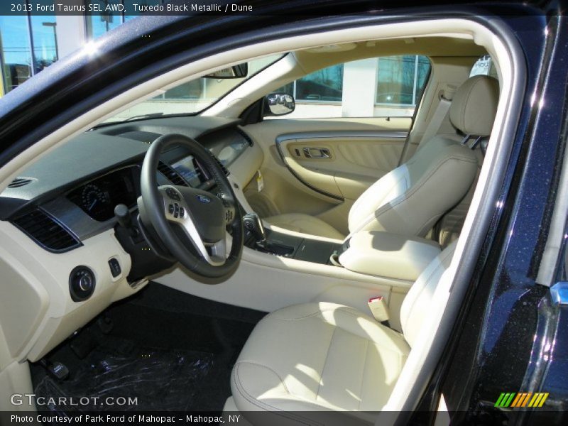 Front Seat of 2013 Taurus SEL AWD