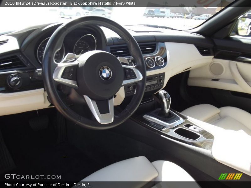 Dashboard of 2010 Z4 sDrive35i Roadster