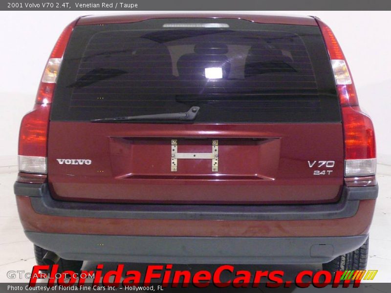 Venetian Red / Taupe 2001 Volvo V70 2.4T