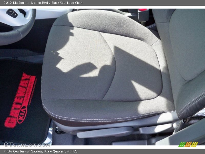 Molten Red / Black Soul Logo Cloth 2012 Kia Soul +