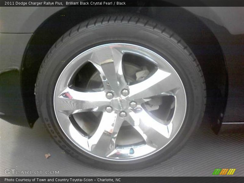 Brilliant Black Crystal Pearl / Black 2011 Dodge Charger Rallye Plus