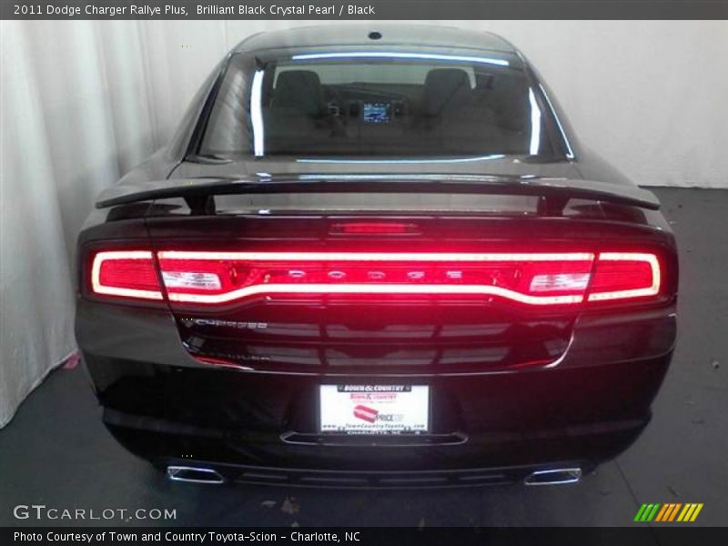 Brilliant Black Crystal Pearl / Black 2011 Dodge Charger Rallye Plus