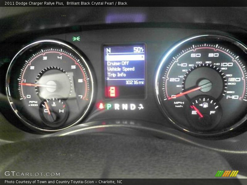 Brilliant Black Crystal Pearl / Black 2011 Dodge Charger Rallye Plus