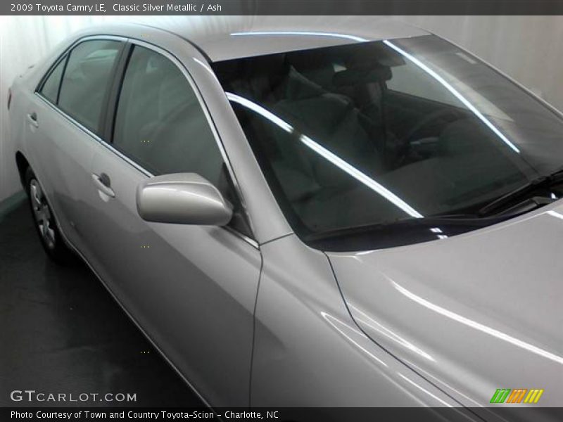 Classic Silver Metallic / Ash 2009 Toyota Camry LE