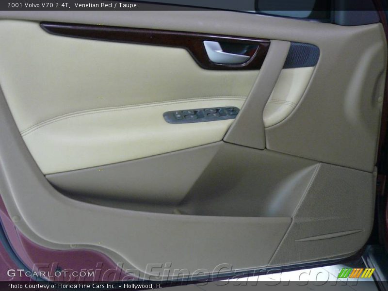 Venetian Red / Taupe 2001 Volvo V70 2.4T