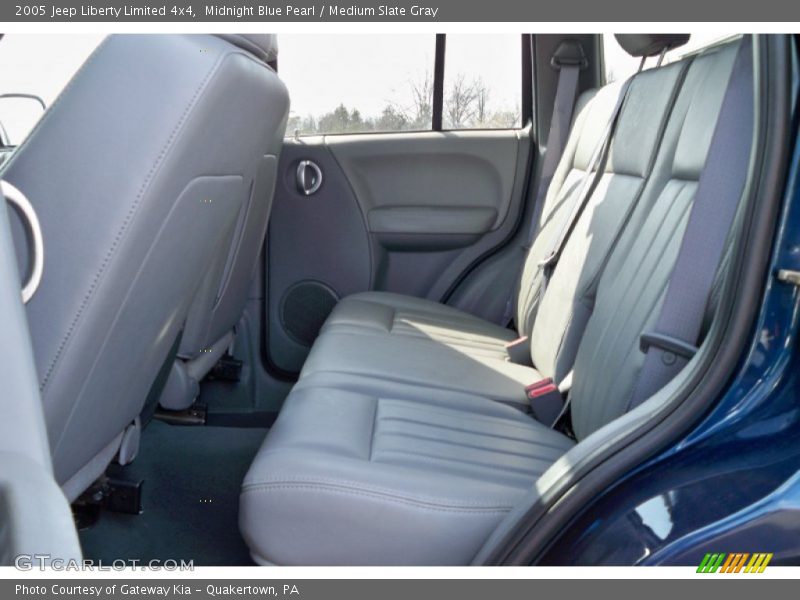 Midnight Blue Pearl / Medium Slate Gray 2005 Jeep Liberty Limited 4x4