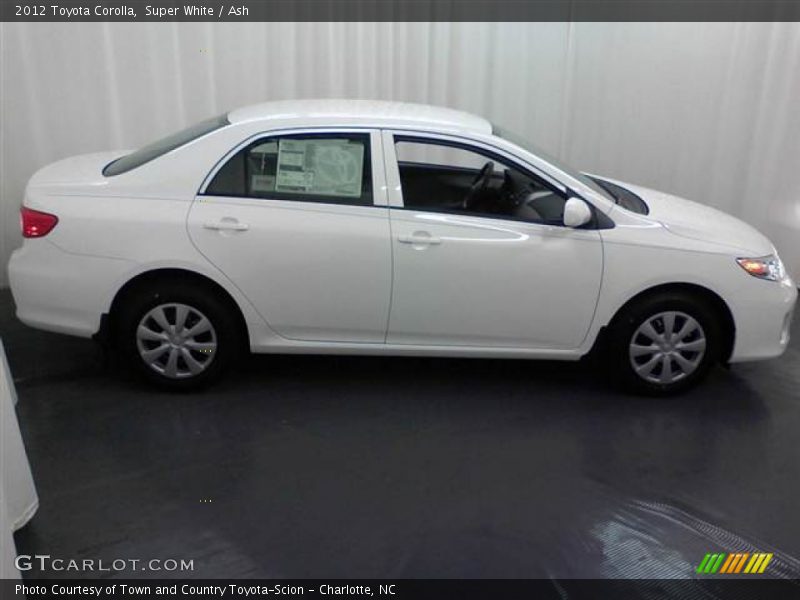 Super White / Ash 2012 Toyota Corolla