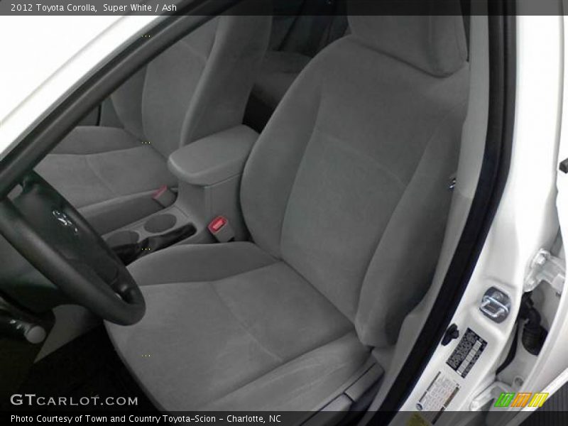 Super White / Ash 2012 Toyota Corolla