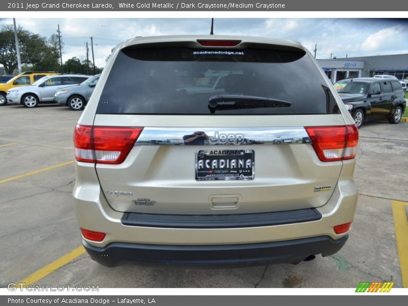 White Gold Metallic / Dark Graystone/Medium Graystone 2011 Jeep Grand Cherokee Laredo