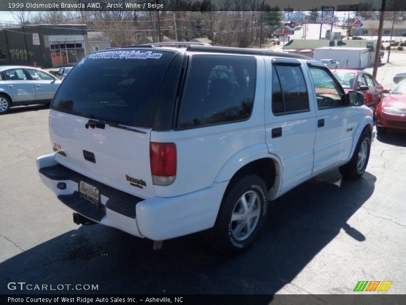 Arctic White / Beige 1999 Oldsmobile Bravada AWD