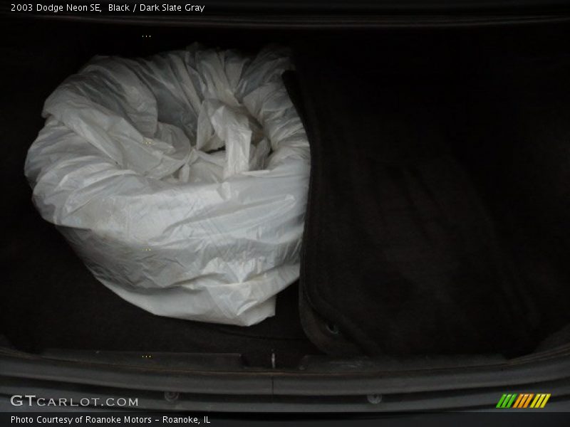 Black / Dark Slate Gray 2003 Dodge Neon SE