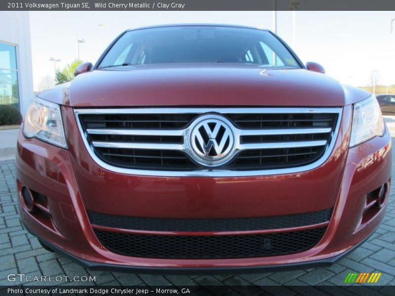 Wild Cherry Metallic / Clay Gray 2011 Volkswagen Tiguan SE