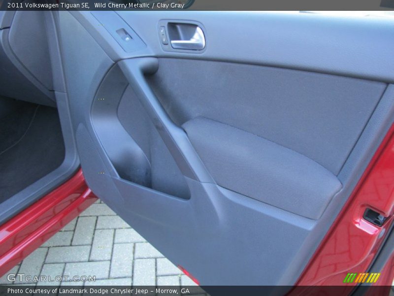 Wild Cherry Metallic / Clay Gray 2011 Volkswagen Tiguan SE