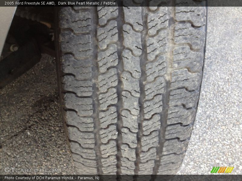 Dark Blue Pearl Metallic / Pebble 2005 Ford Freestyle SE AWD