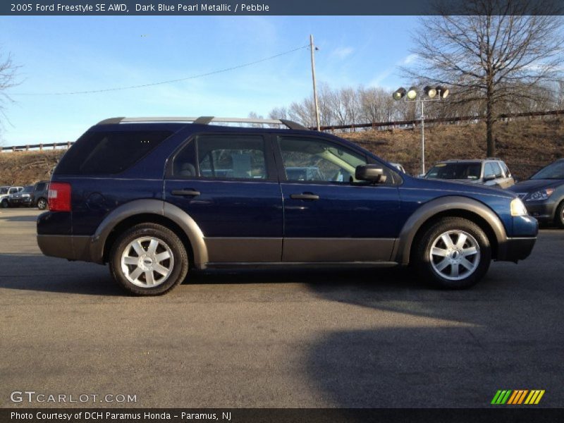 Dark Blue Pearl Metallic / Pebble 2005 Ford Freestyle SE AWD