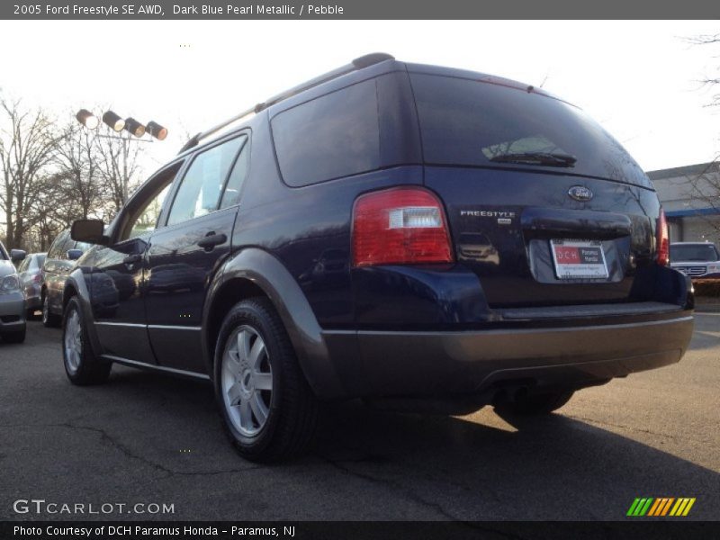 Dark Blue Pearl Metallic / Pebble 2005 Ford Freestyle SE AWD