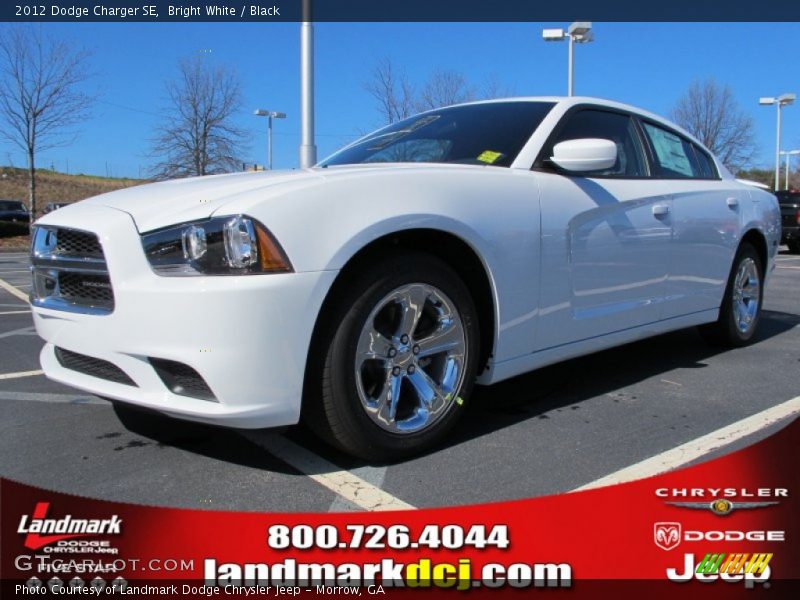 Bright White / Black 2012 Dodge Charger SE