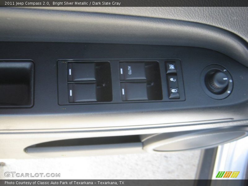 Bright Silver Metallic / Dark Slate Gray 2011 Jeep Compass 2.0