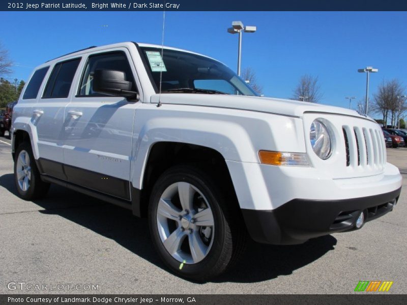 Front 3/4 View of 2012 Patriot Latitude