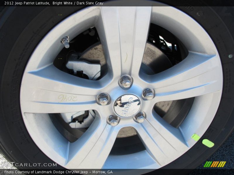 Bright White / Dark Slate Gray 2012 Jeep Patriot Latitude