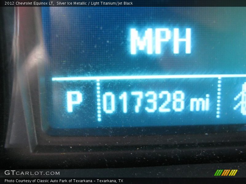 Silver Ice Metallic / Light Titanium/Jet Black 2012 Chevrolet Equinox LT