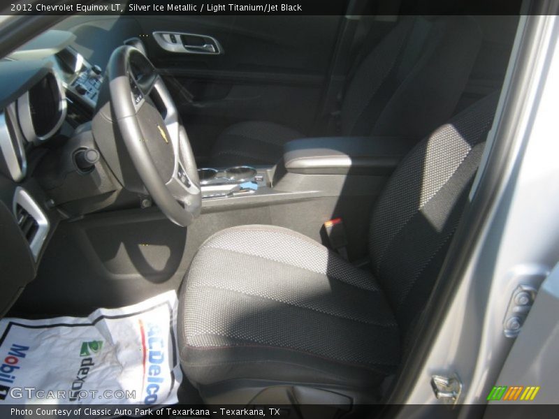 Silver Ice Metallic / Light Titanium/Jet Black 2012 Chevrolet Equinox LT
