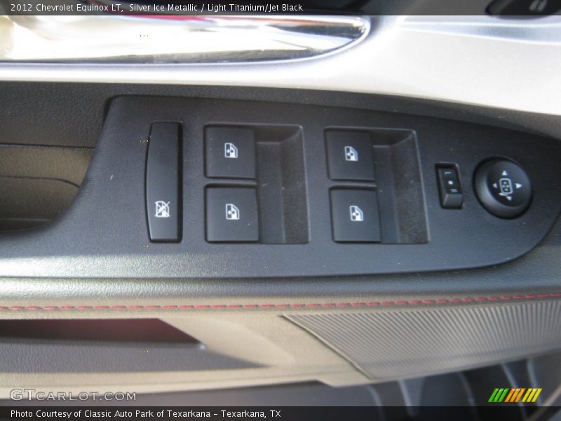 Silver Ice Metallic / Light Titanium/Jet Black 2012 Chevrolet Equinox LT