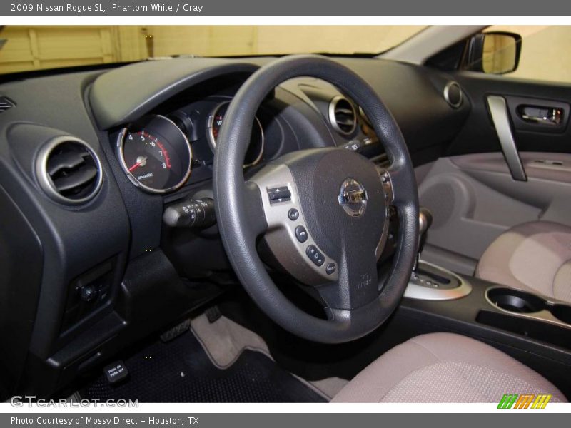 Phantom White / Gray 2009 Nissan Rogue SL