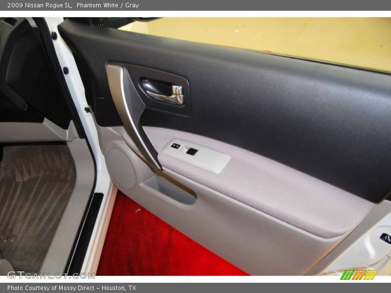 Phantom White / Gray 2009 Nissan Rogue SL