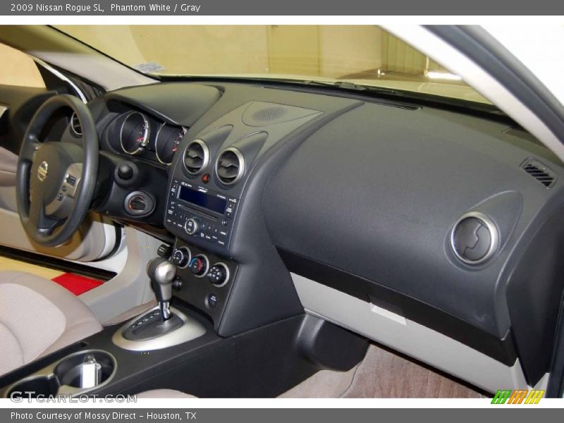 Phantom White / Gray 2009 Nissan Rogue SL
