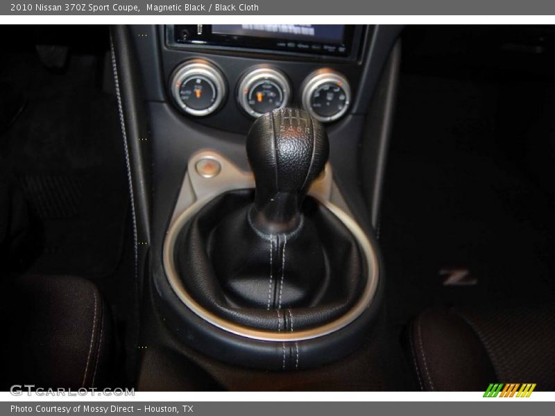 Magnetic Black / Black Cloth 2010 Nissan 370Z Sport Coupe