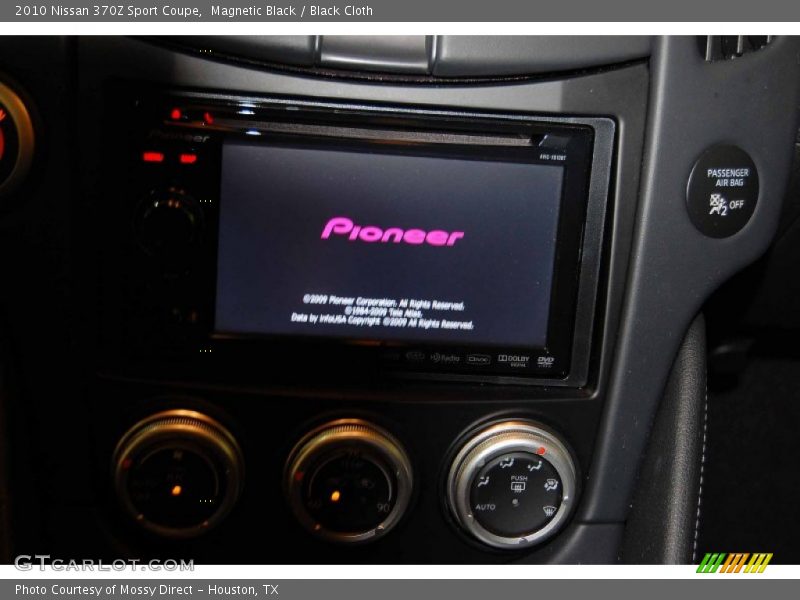 Magnetic Black / Black Cloth 2010 Nissan 370Z Sport Coupe