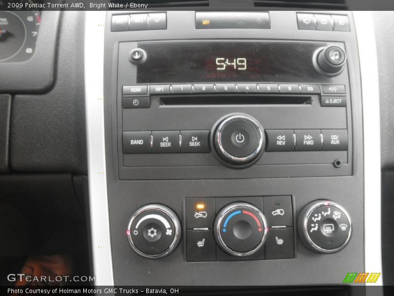 Bright White / Ebony 2009 Pontiac Torrent AWD