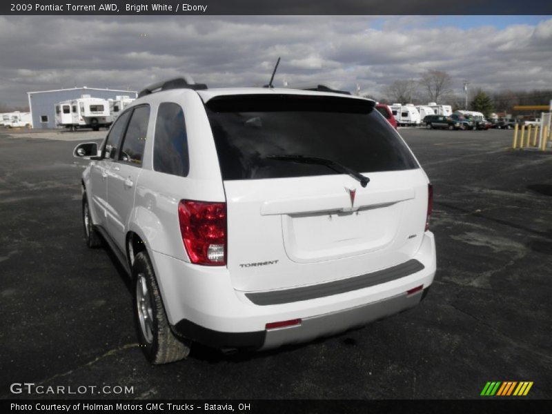 Bright White / Ebony 2009 Pontiac Torrent AWD