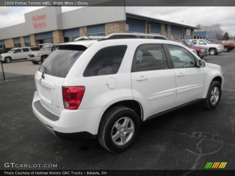 Bright White / Ebony 2009 Pontiac Torrent AWD